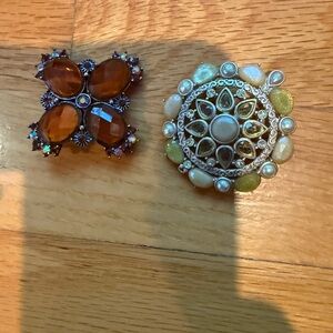 Vintage Style Brooch Set with Gemstones